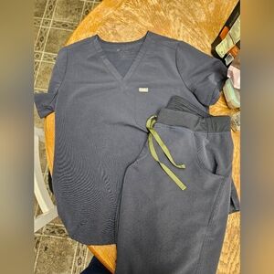 Figs Womens Scrub Set Quiet Navy